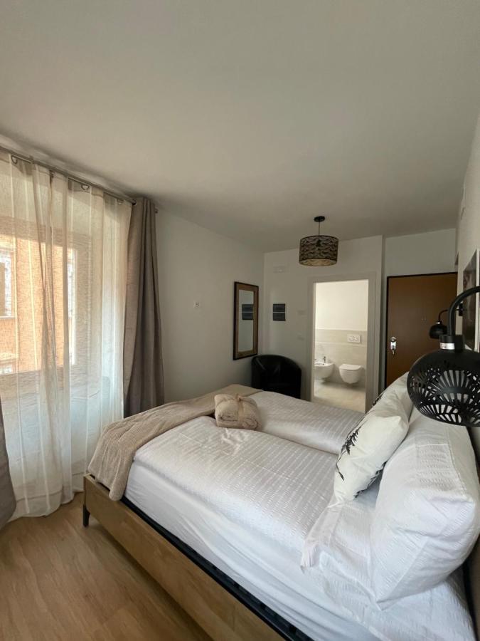 Ai Tre Garofani B&B Trento Esterno foto
