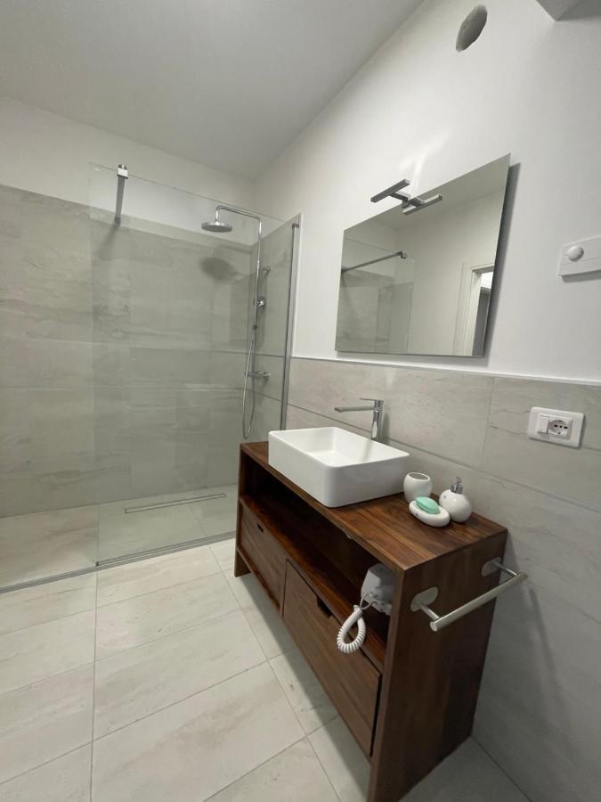 Ai Tre Garofani B&B Trento Esterno foto